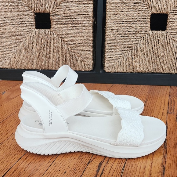 Skechers Slip Ins Ultra- Flex Washable Knit Sandals -Feelin' Pretty 10 W - Picture 2 of 7